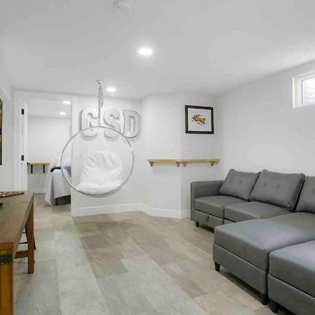 הוילה אורורה Sleeps 16 - 15 Min/Downtown, 10 Min/Medical Center מראה חיצוני תמונה