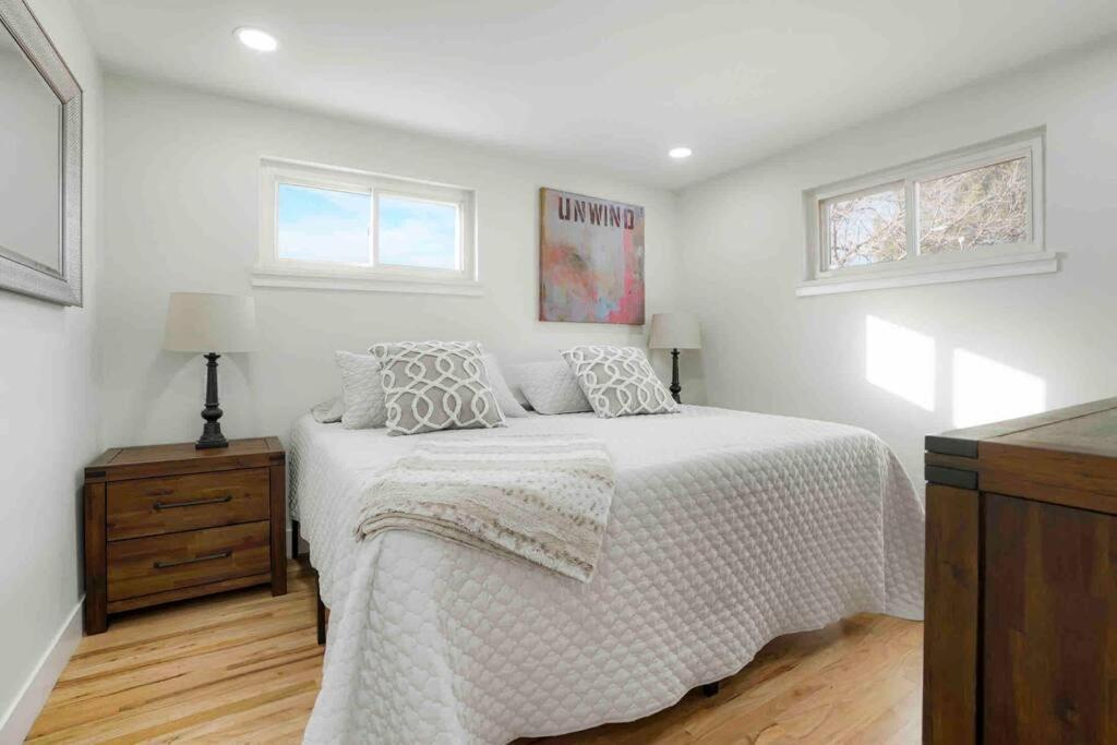 הוילה אורורה Sleeps 16 - 15 Min/Downtown, 10 Min/Medical Center מראה חיצוני תמונה